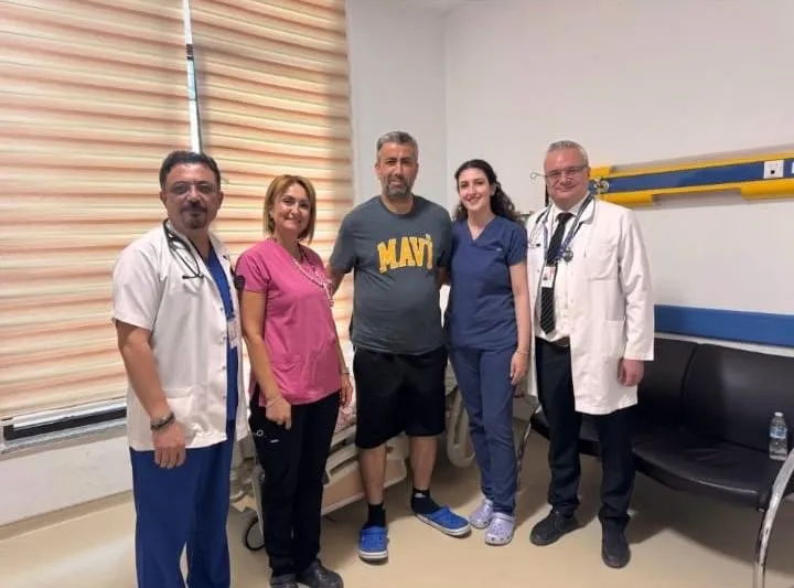 Kaderin cilvesi hayatını kurtardı: Görev başında kalbi duran personele mesai arkadaşları siper oldu