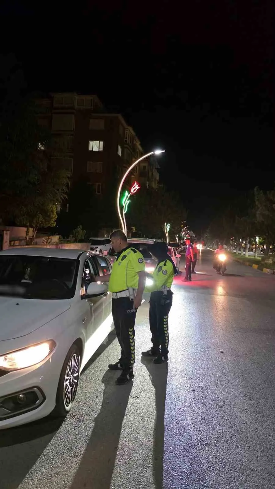 Afyonkarahisar'da dev denetim: Trafik ihlallerine 1 milyon liranın üzerinde fatura