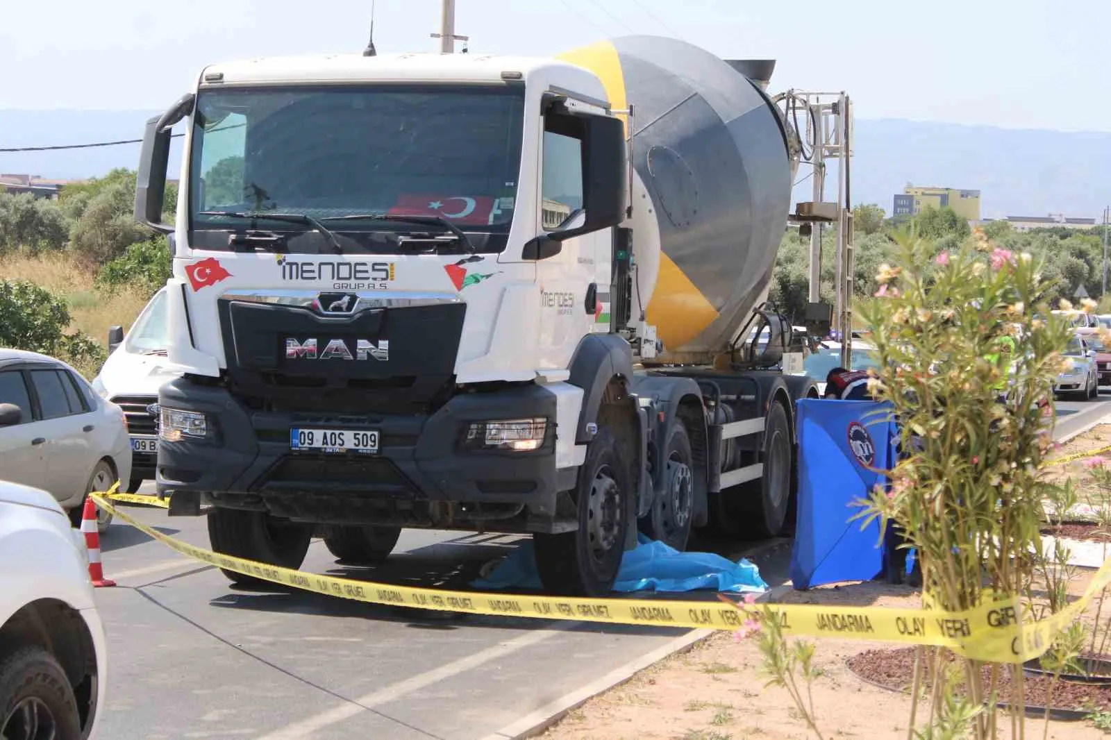 Aydın'da yürek yakan kaza: Beton mikserinin çarptığı kadın hayatını kaybetti