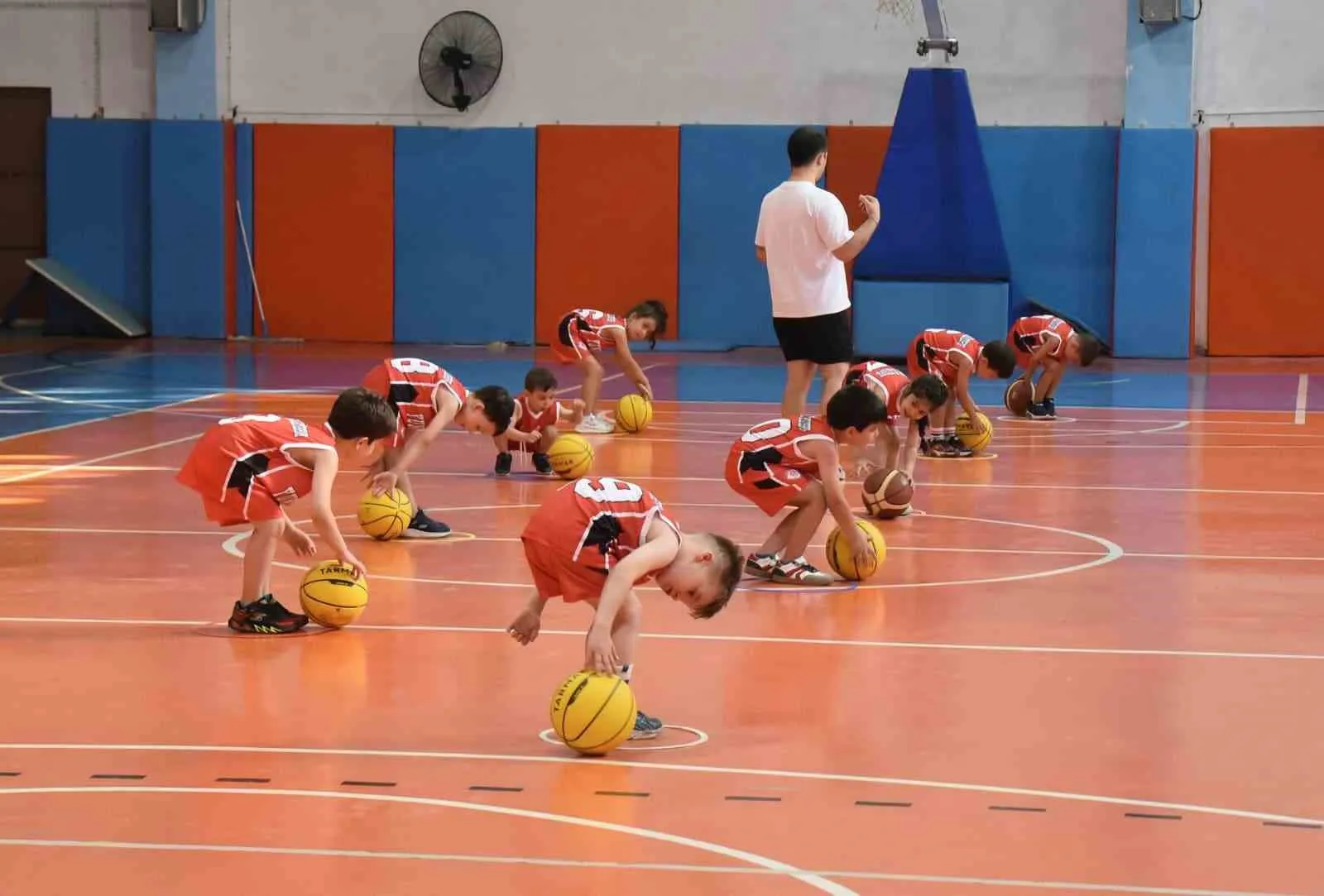 Yunusemre'de spor tutkusu katlanarak büyüyor: İkinci dönem için geri sayım sona erdi