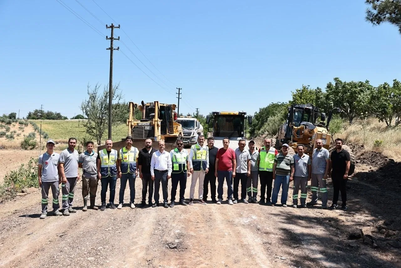 Kale ilçesinde Çavuşoğlu mesaisi: Hizmet rotasını sahada çizdi