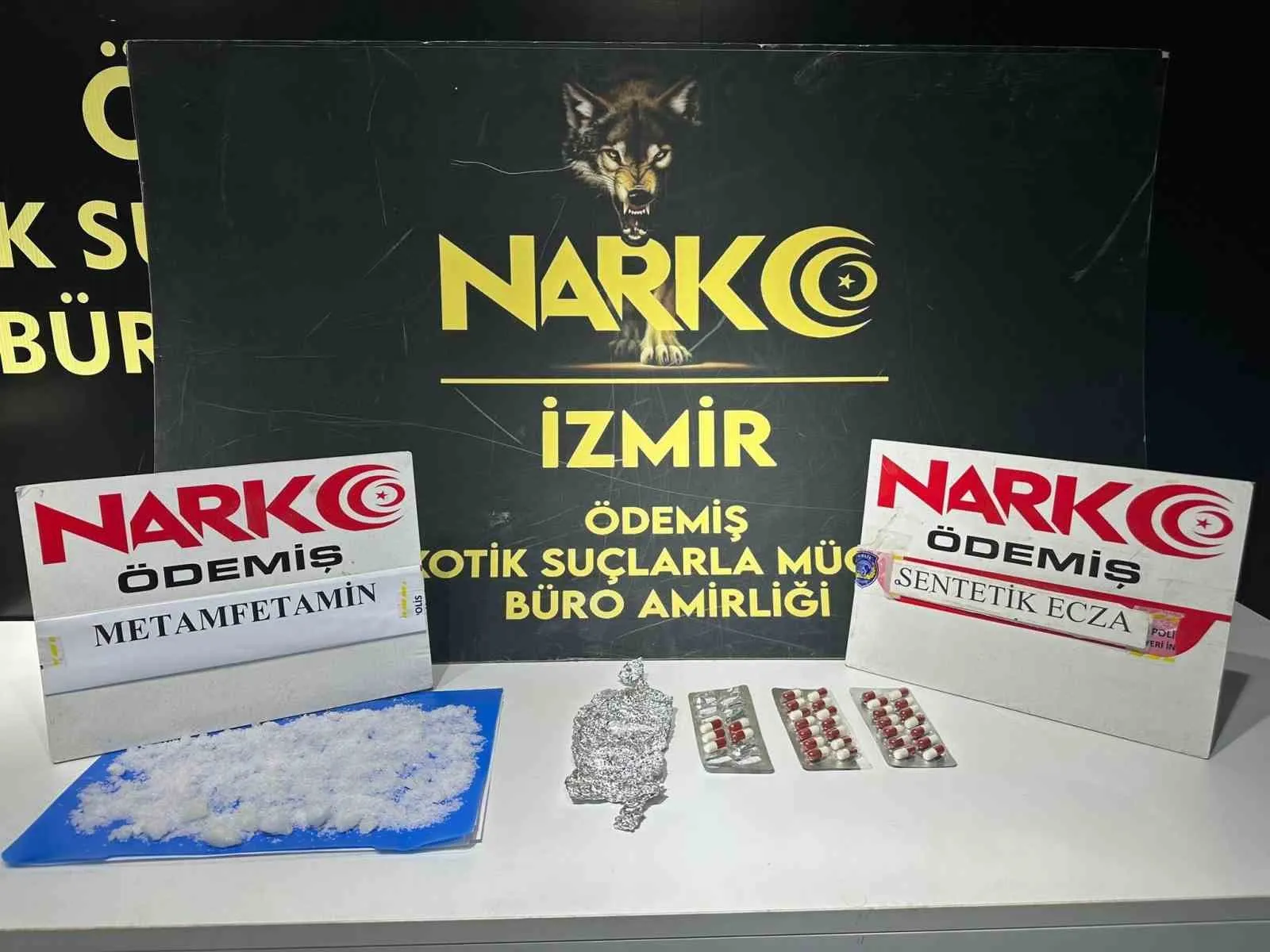 Ödemiş’te zehir tacirlerine nefes kesen şafak operasyonu: 30 kişi demir parmaklıklar ardında