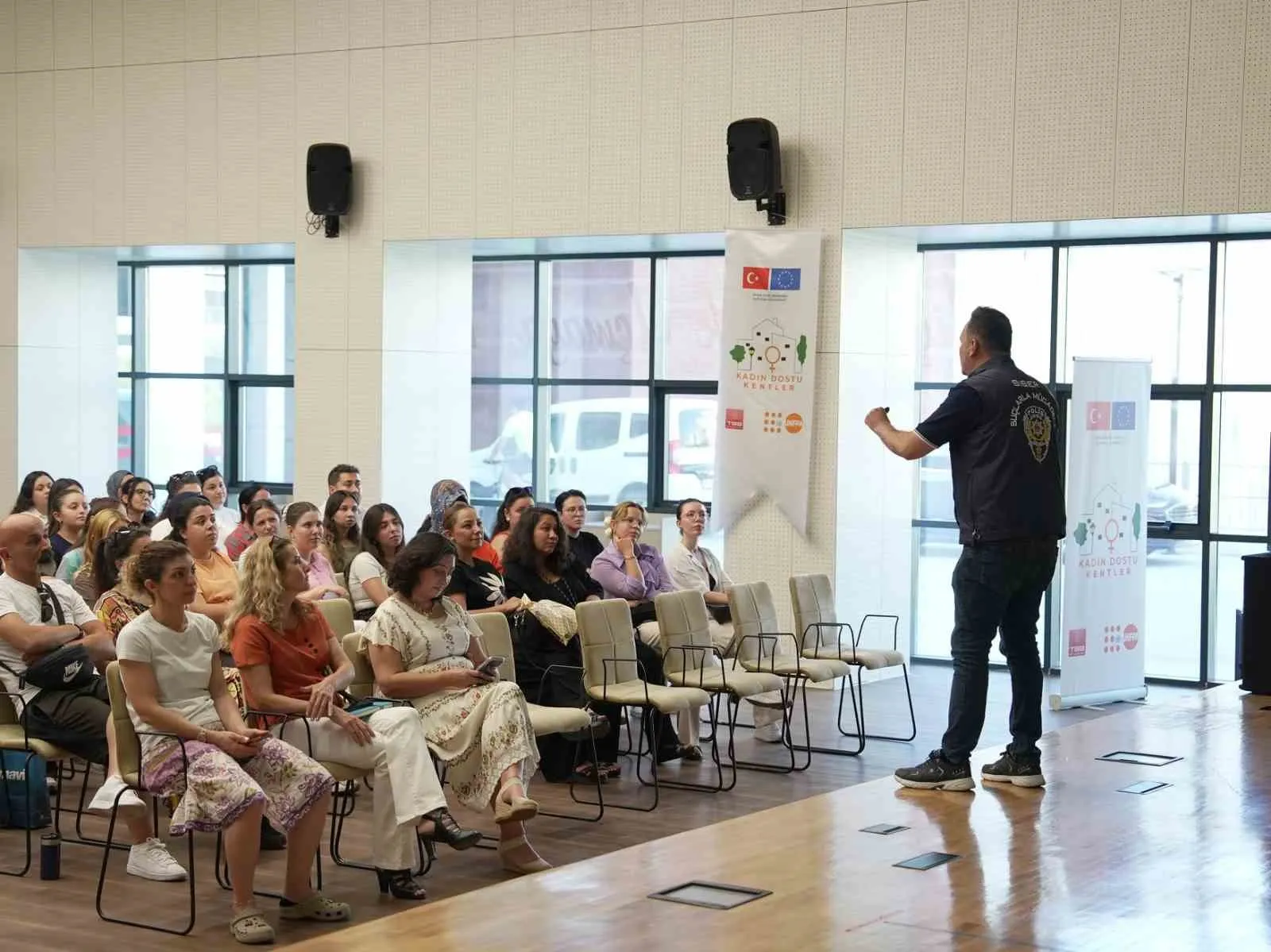 Denizli Büyükşehir’de kritik eğitim: Personel dijital ve sosyal risklere karşı uyarıldı