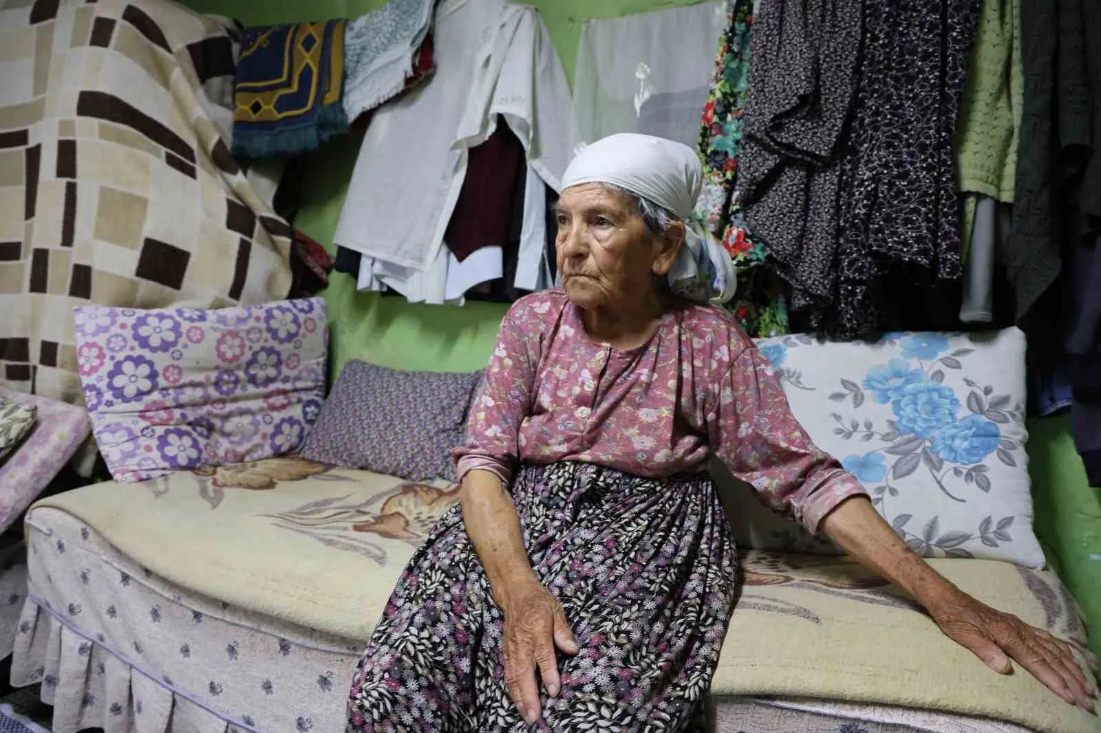 Aydın'da bir yaşam dramı: 75 yaşındaki Ümmü Şahin'in insani yardım çığlığı