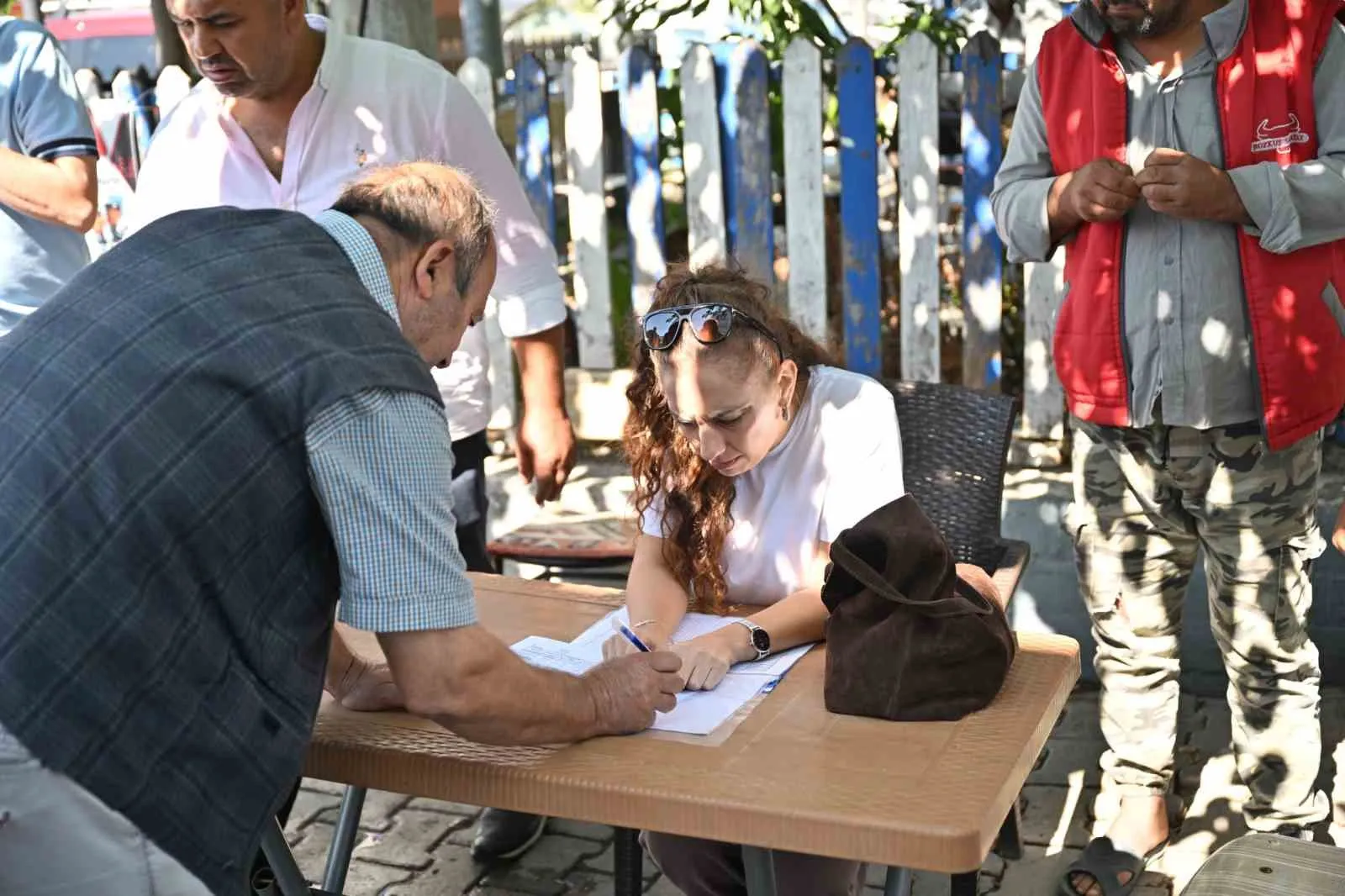Manisa’da hayvancılıkta kene nöbeti: Üreticiye koruyucu kalkan