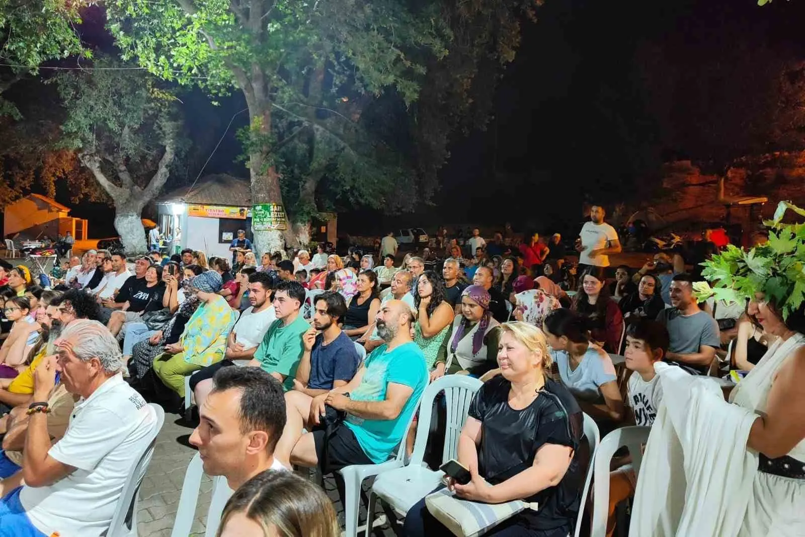 Efeler Belediyesi'nin sanat elçileri uluslararası sahnede boy gösterecek