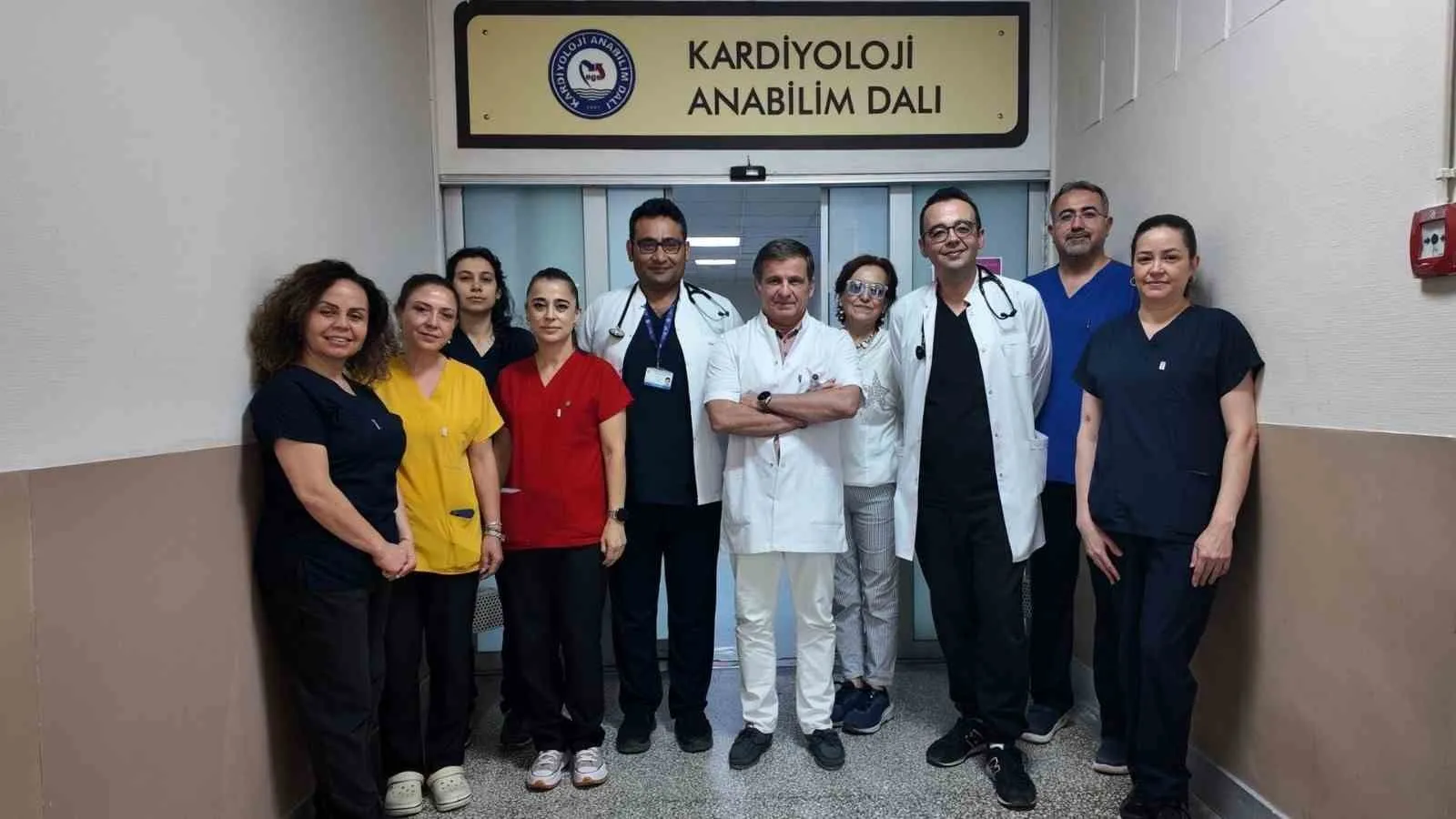 Kalp cerrahisinde devrim niteliğinde operasyon: Ege Üniversitesi literatüre geçti