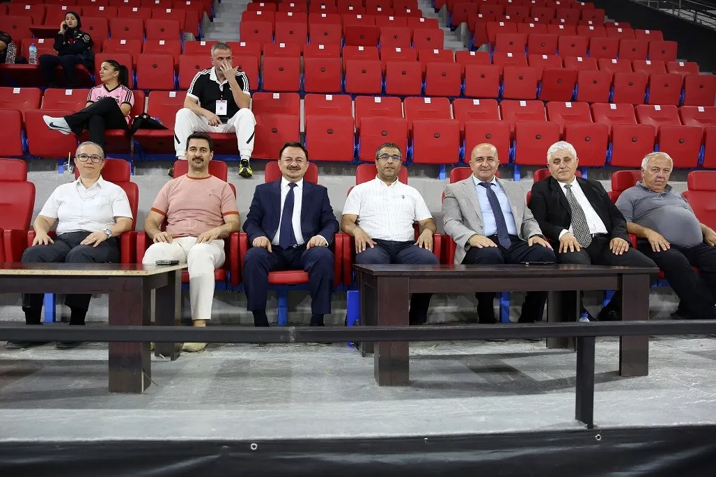 Karate antrenörlüğünde akademik dönem: Pedagojik formasyon artık zorunlu hale geliyor