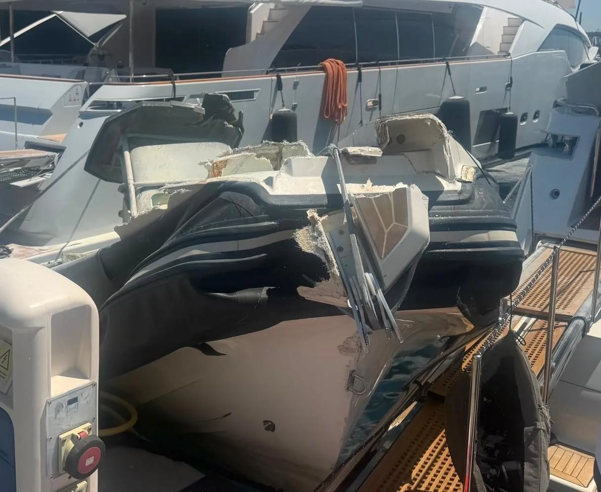 Bodrum'da rutin temizlik faciaya dönüştü: Kontrolden çıkan bot rıhtımda patladı