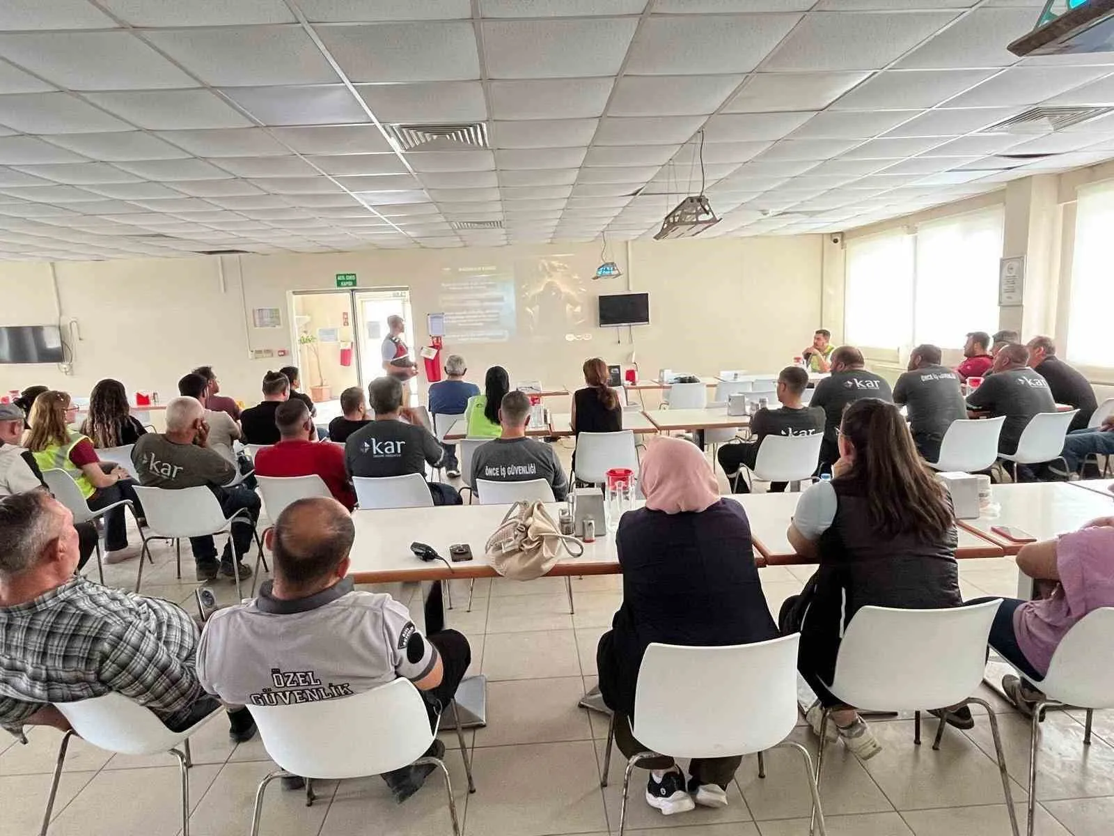 Emirdağ’da jandarmadan seferberlik: 72 çalışana kritik uyarı