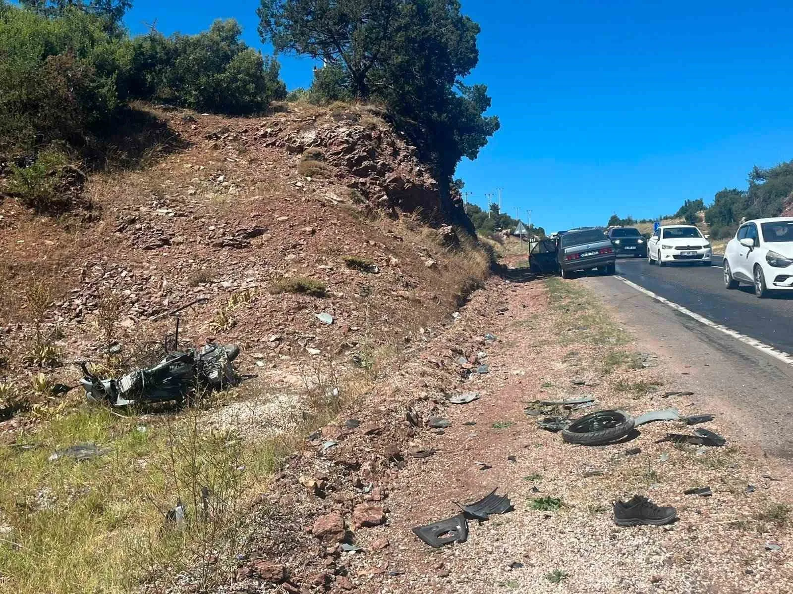 Seydikemer'de motosikletli sürücüden acı haber: Çarpışmanın şiddeti can aldı
