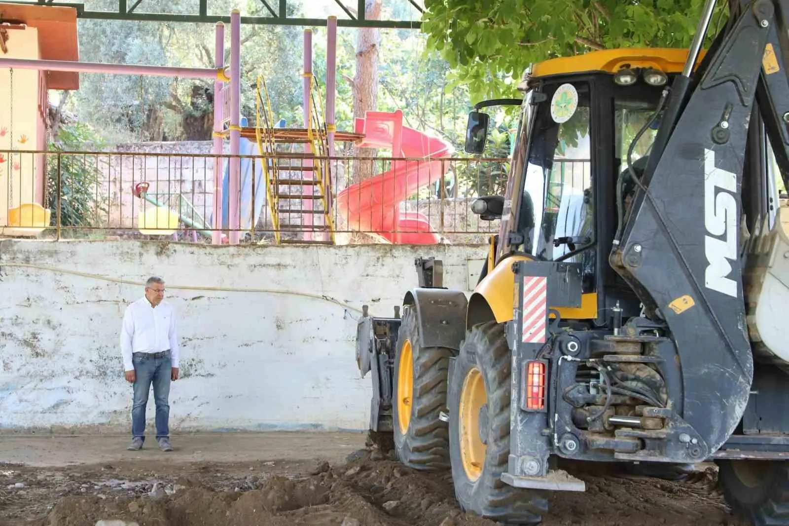 Güzelköy’de cemiyetler artık daha konforlu bir çatı altında toplanacak