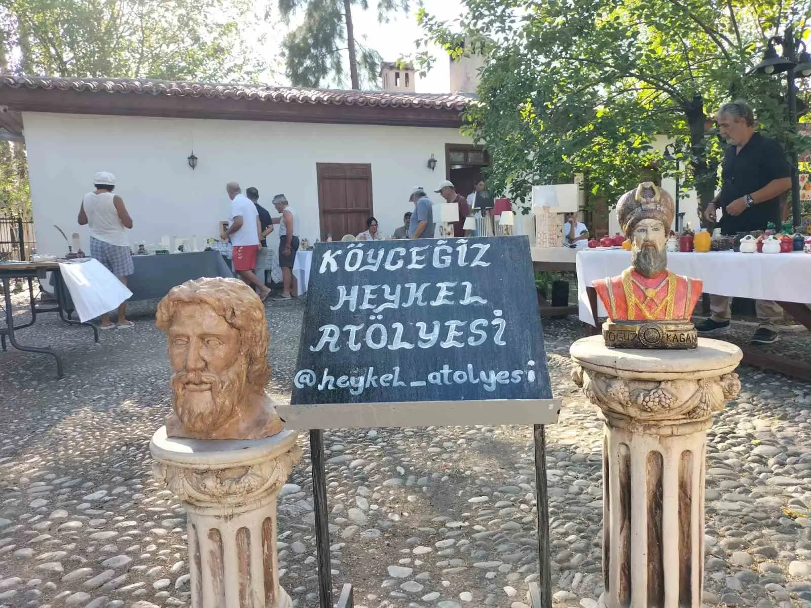 Köyceğiz’de estetik bir buluşma: Sanatın izleri tarihi konakta hayat buldu