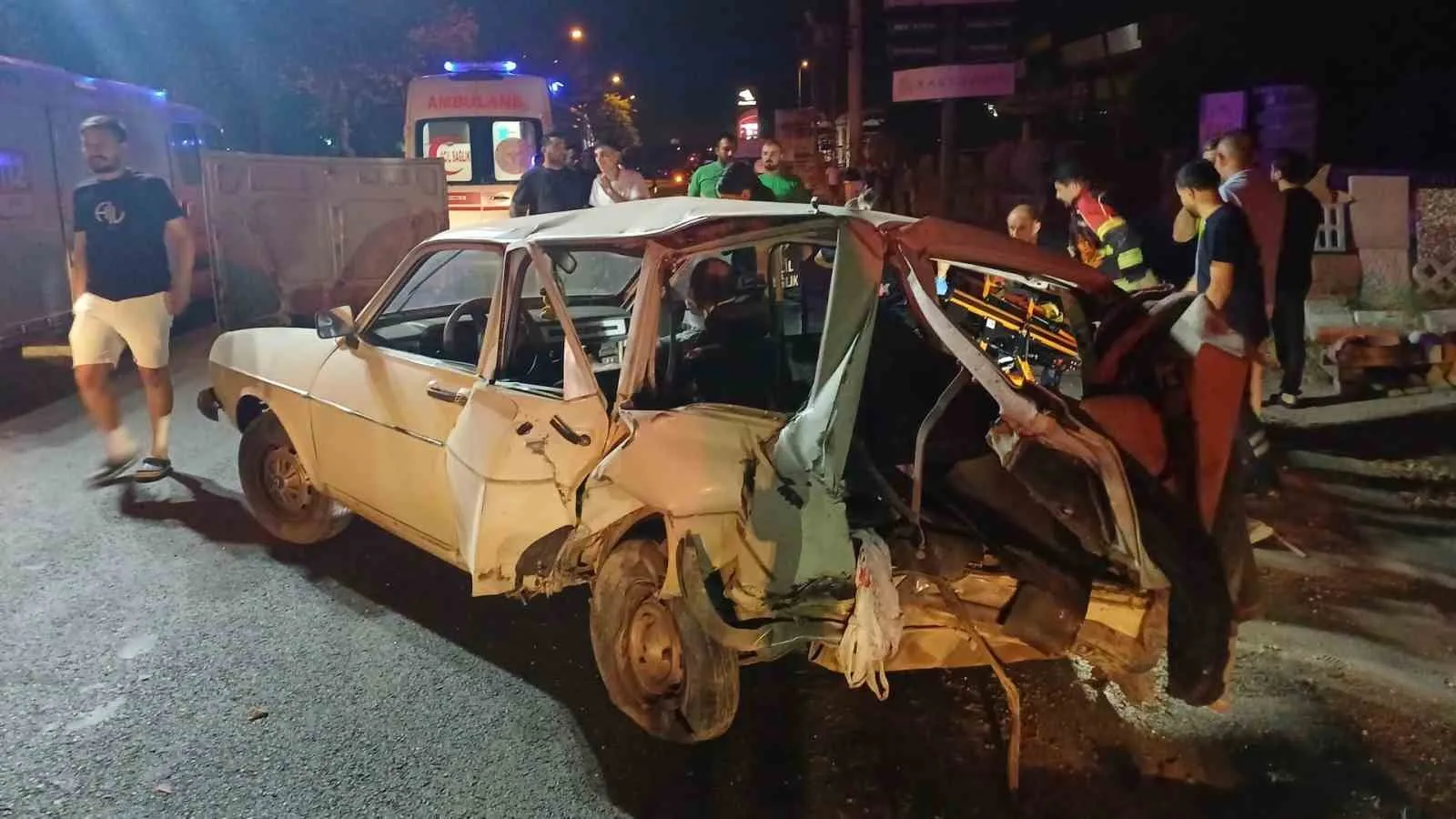 Aydın-İncirliova hattında trafik durdu: Zincirleme kazada bilanço belli oldu