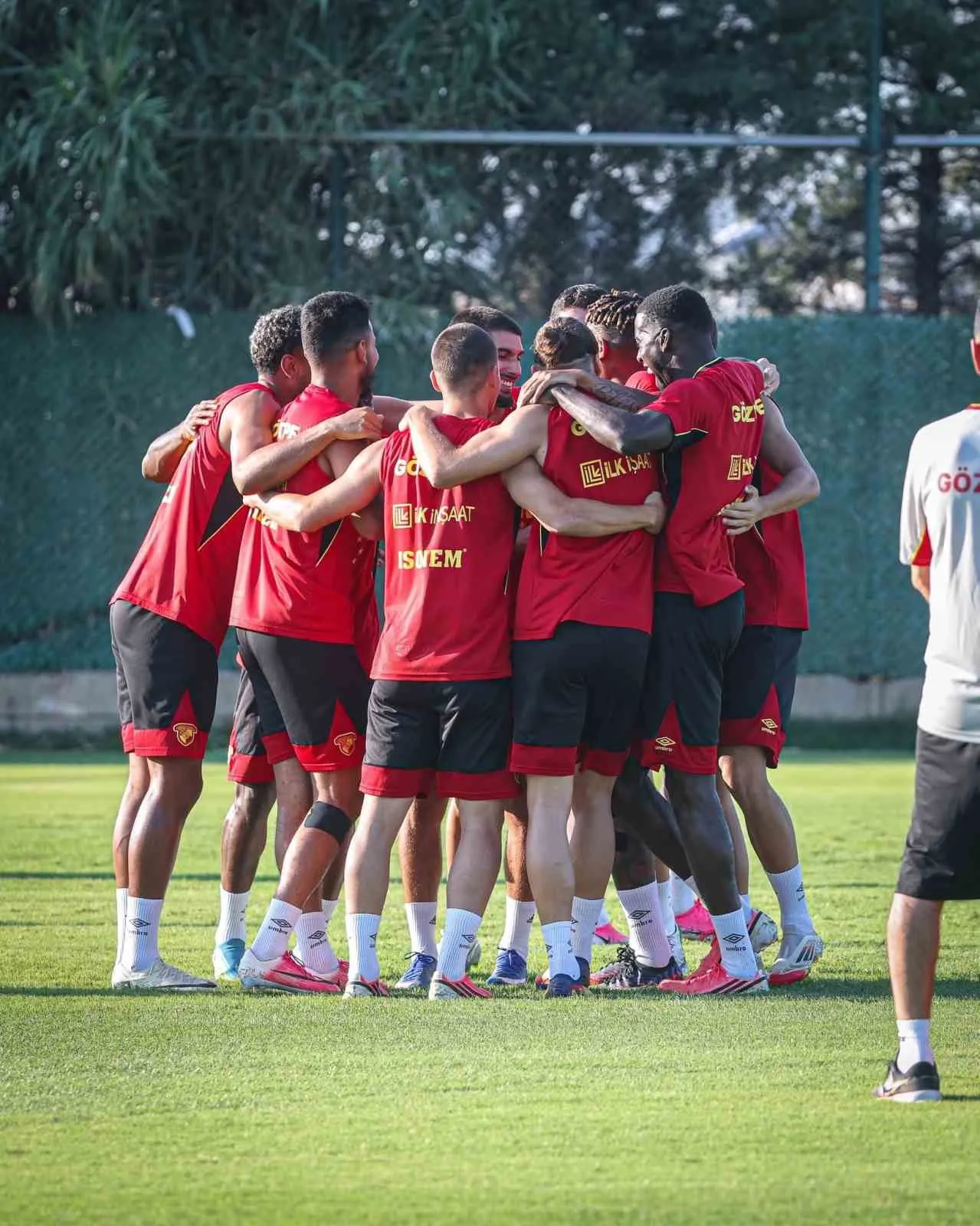 Göztepe'den Süper Lig provasında kale duvarı: Rakiplerine geçit vermediler