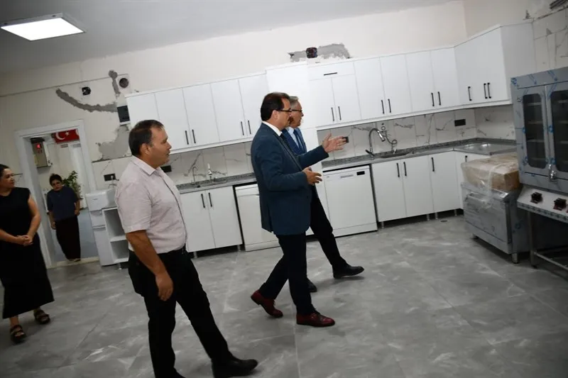 Salihli’de Eğitim Mesaisi Başladı: Kaymakam Güldoğan’dan Okullara Anlamlı Ziyaret
