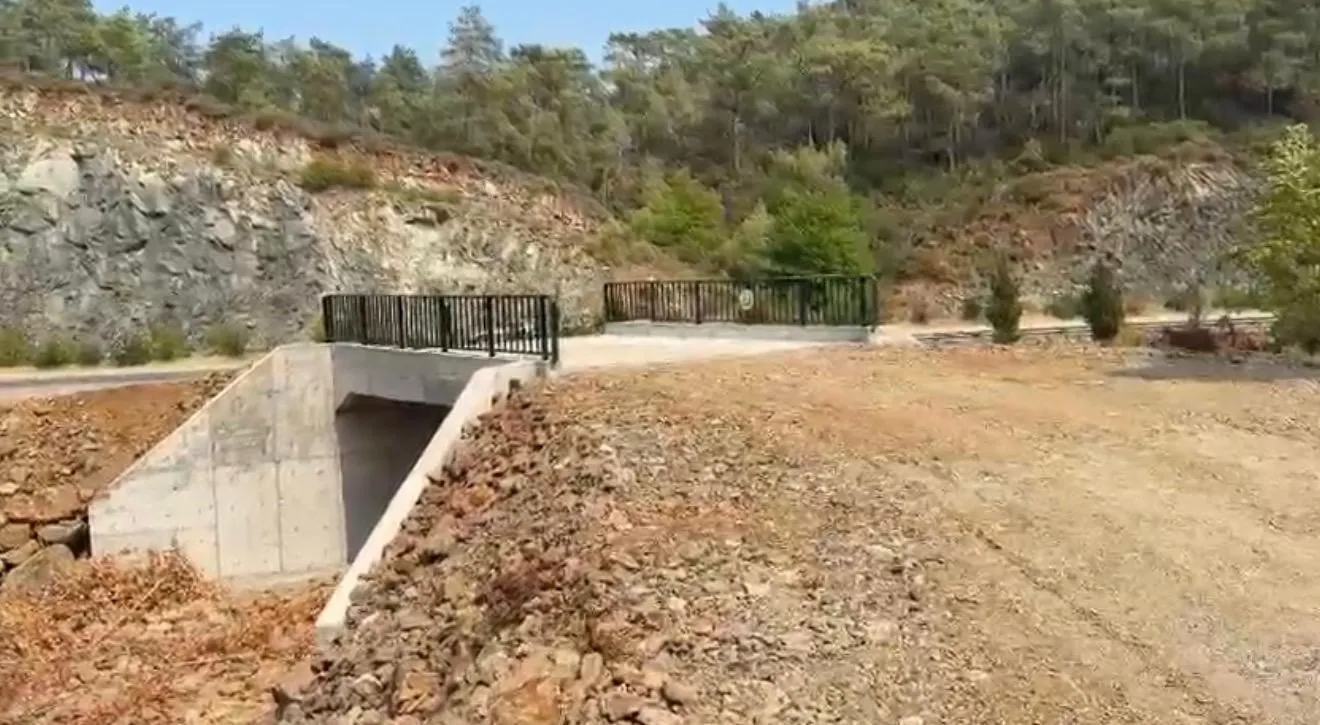 Marmaris’in orman köyünde yangına karşı dev kalkan: Sınırlar yeniden çizildi