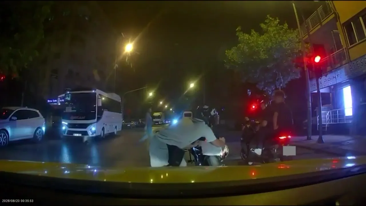Kırmızı ışıkta geçmek için yaptığı hile başına iş açtı: 145 bin TL ödeyecek