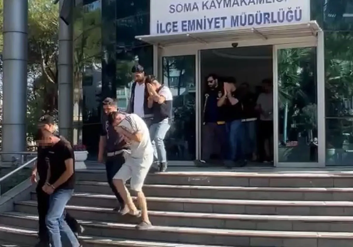 Sanal tuzakla 300 milyonluk vurgun: Şiddetle sindirdikleri kurbanlarını köle gibi kullandılar