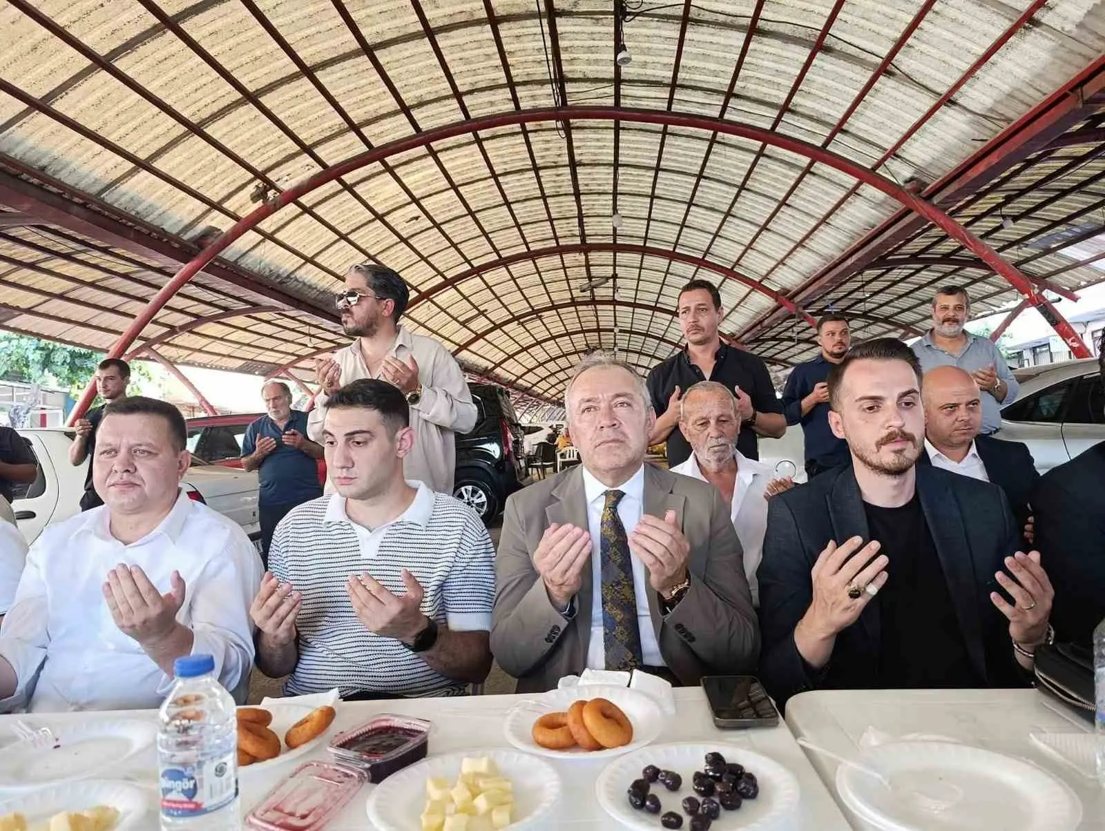 Manisa'da duygusal tören: Murat Öner'in hatırası artık Alaybey'de