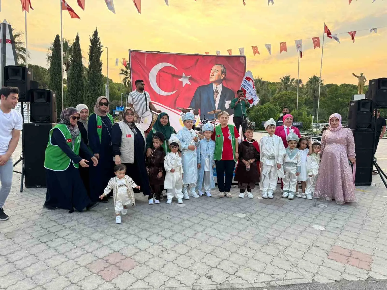 Ege'de Sivas rüzgarı: Dalaman'da binler aynı coşkuda buluştu