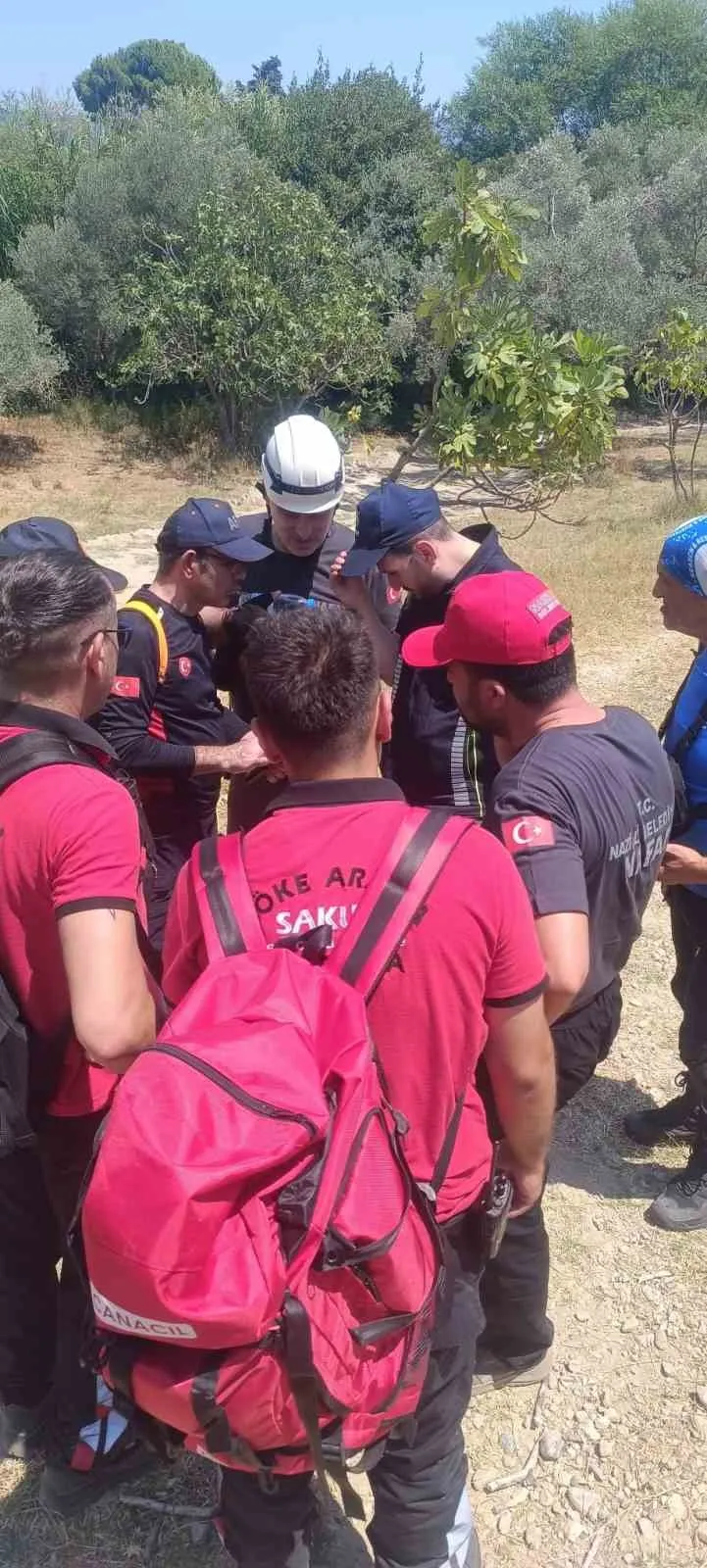 Söke'de umutlu bekleyiş: Nazilli'nin uzman ekipleri arama sahasında
