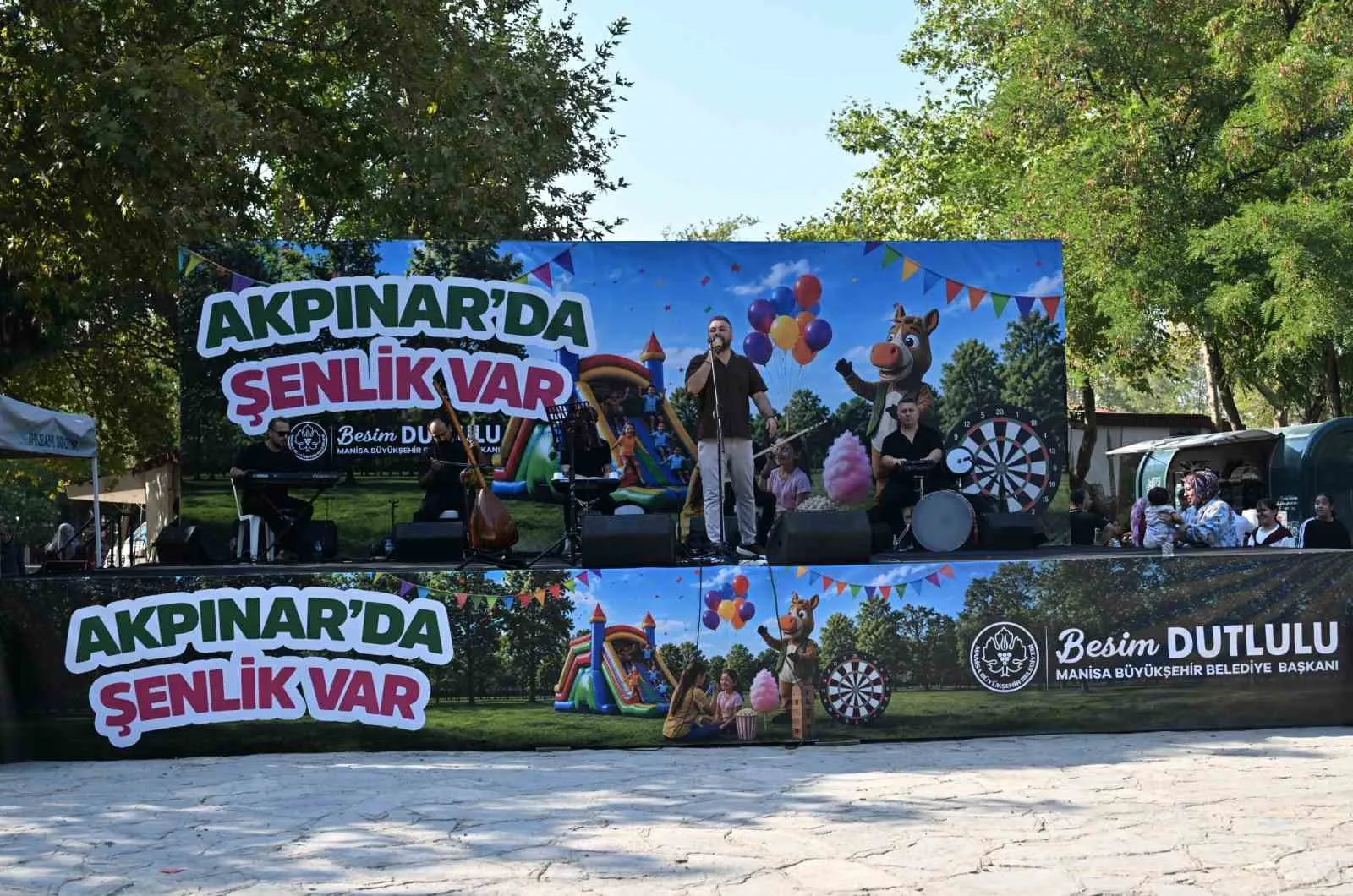 Manisa'da hafta sonu keyfi: Akpınar'da eğlence dolu anlar