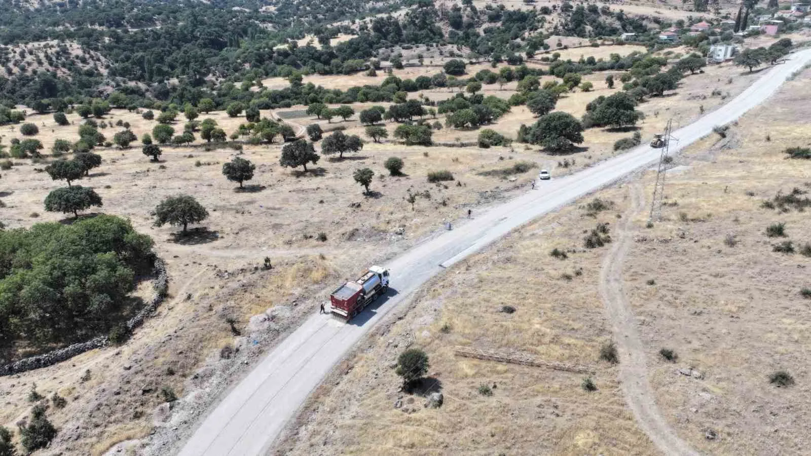 Yuntdağı’nda beklenen asfalt hamlesi tamamlanıyor: 10 kilometrelik hatta konforlu ulaşım