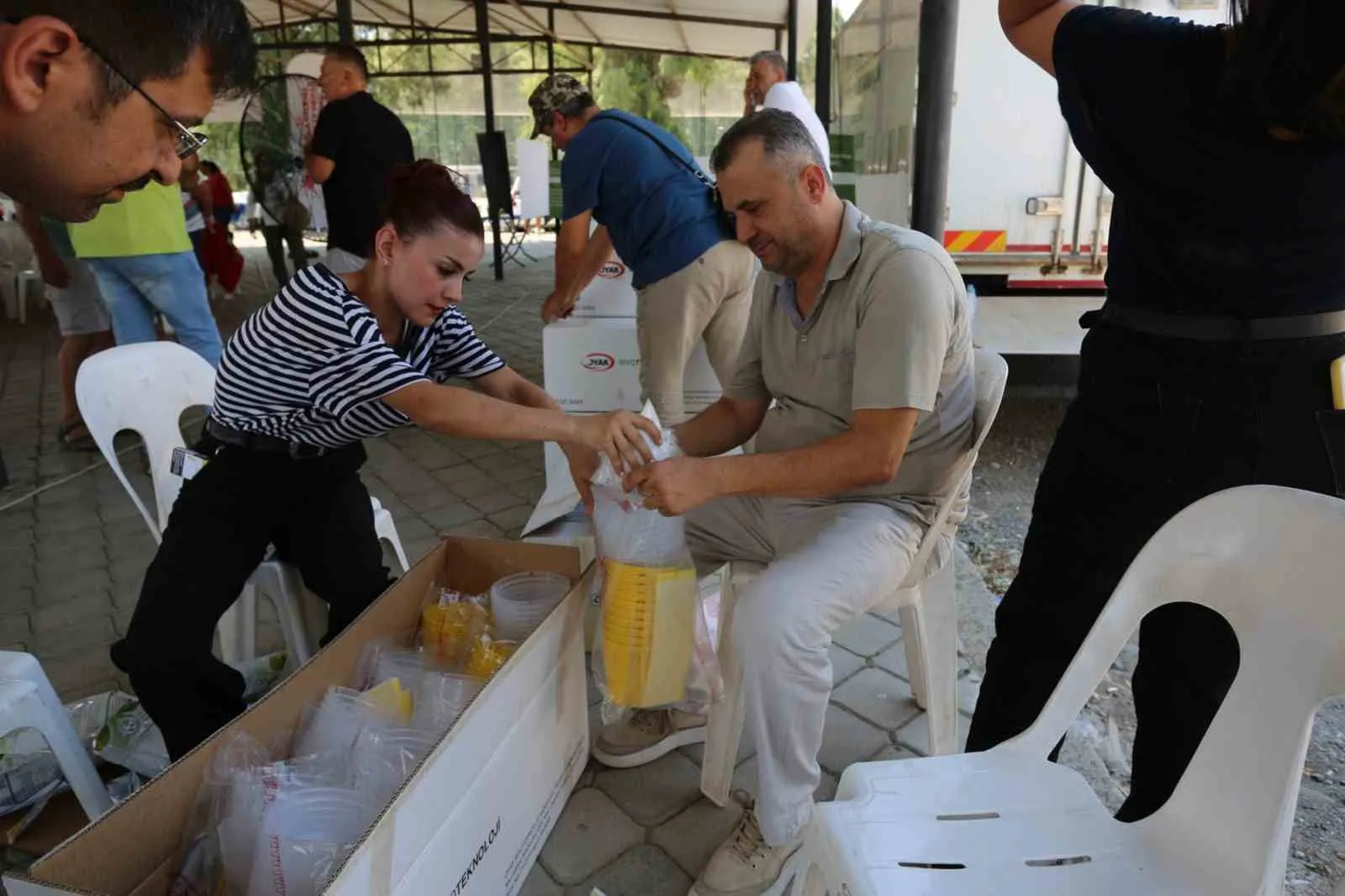 Muğla bahçelerinde kimyasala veda dönemi: 8 bin tuzak üreticiye ulaştı