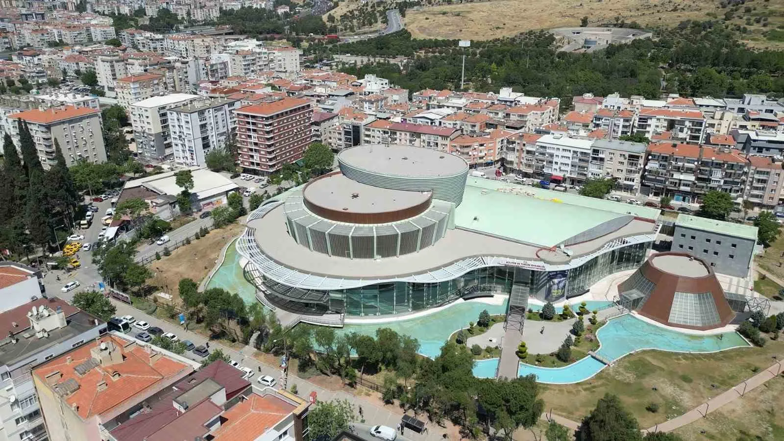Bornova’nın Yeni Kültür Üssü Ülke Sıralamasında Zirveye Oynuyor