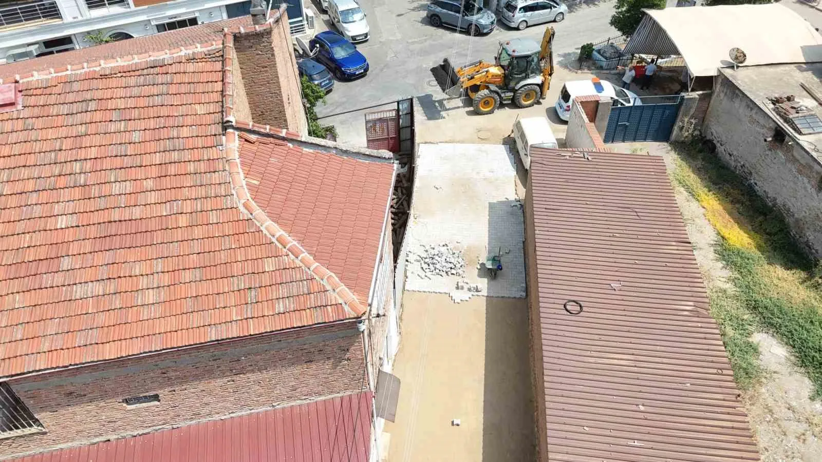 Nazilli’de yol mesaisi tamamlandı: Dumlupınar’da ulaşım artık daha rahat