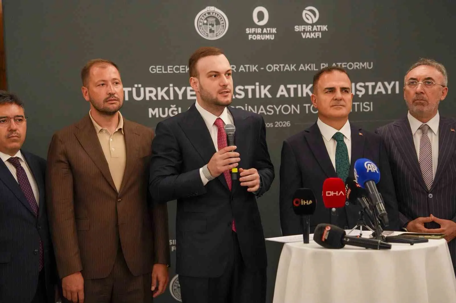 Marmaris’te plastik kirliliğine karşı dev zirve: Ege’nin mavisi koruma altına alınıyor