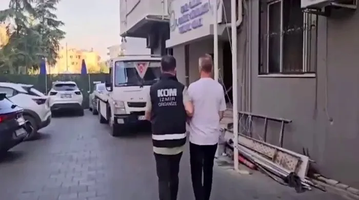 Sosyal medyada suç örgütü övgüsüne geçit yok: İzmir merkezli operasyonda 3 tutuklama