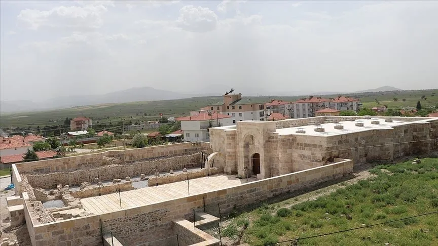 Çardak’ın saklı kalmış kareleri ortak bir hafızada buluşuyor