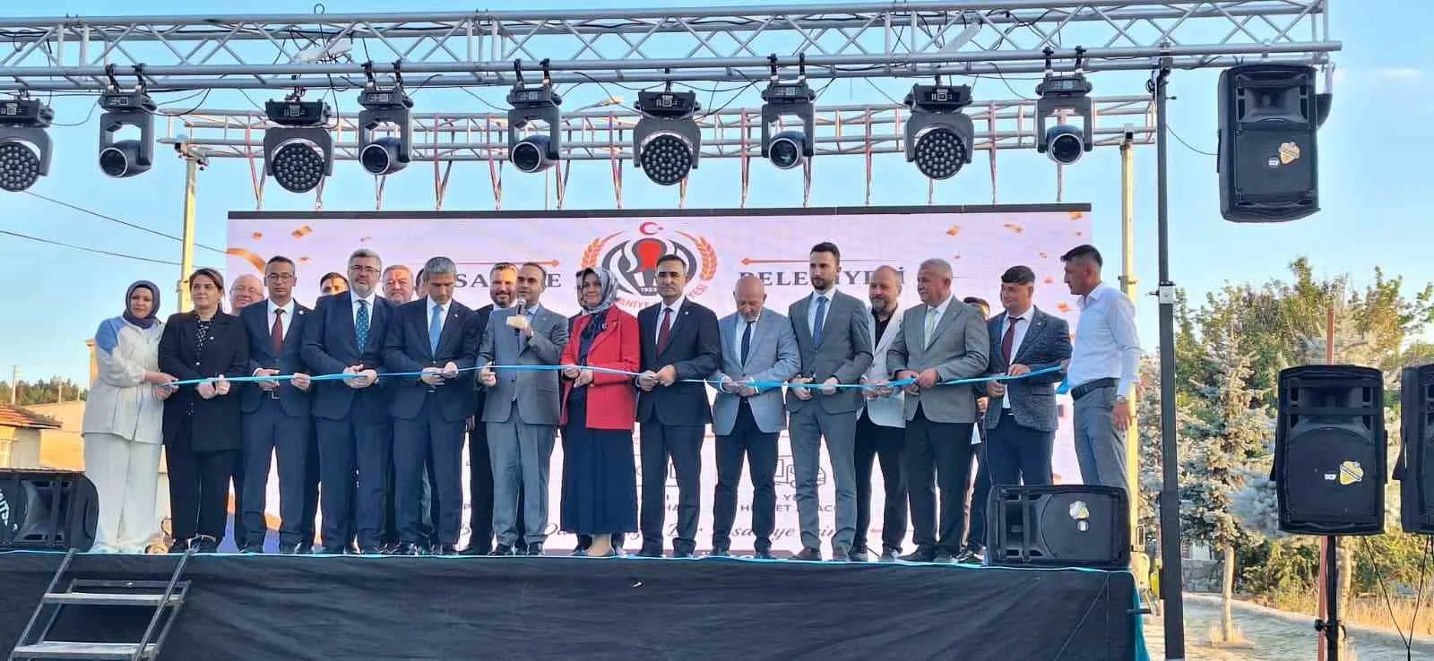 Bakan Kacır'dan 25. yıl vurgusu: Hizmet siyaseti ile yozlaşma arasına net çizgi