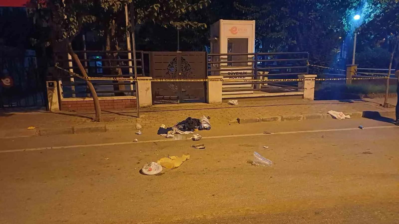Efeler’de Otobüs Durağında Şüpheli Çanta Alarmı: Ekipler Sokakları Kapattı