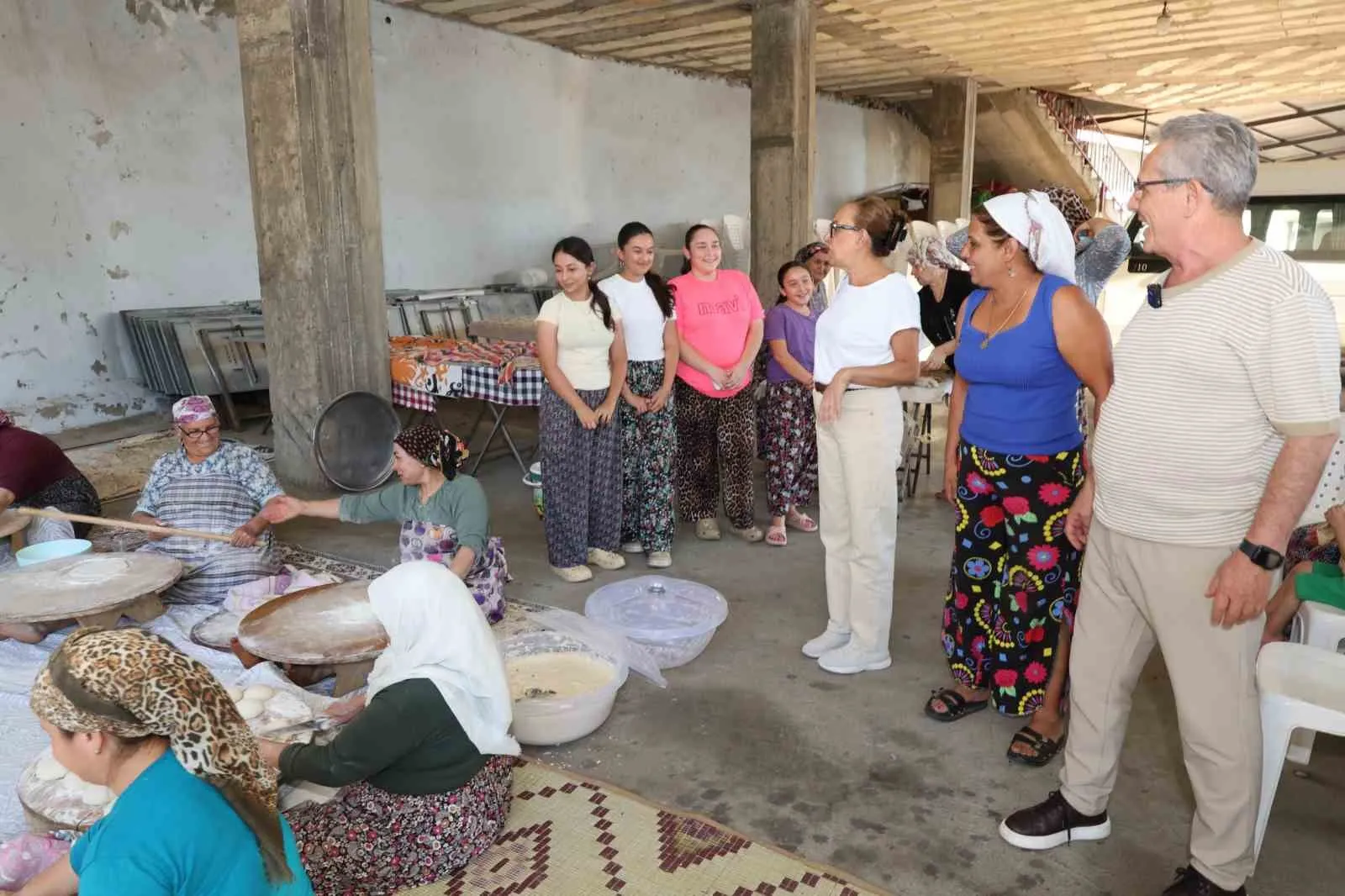 Kozdere’de Birlik Sofrası: Başkan Tetik’ten Mahalle Buluşması