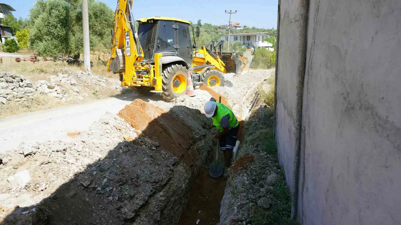 Milas'ta musluklardan akan kireç çilesi tarih oluyor: Altyapı baştan aşağı yenileniyor