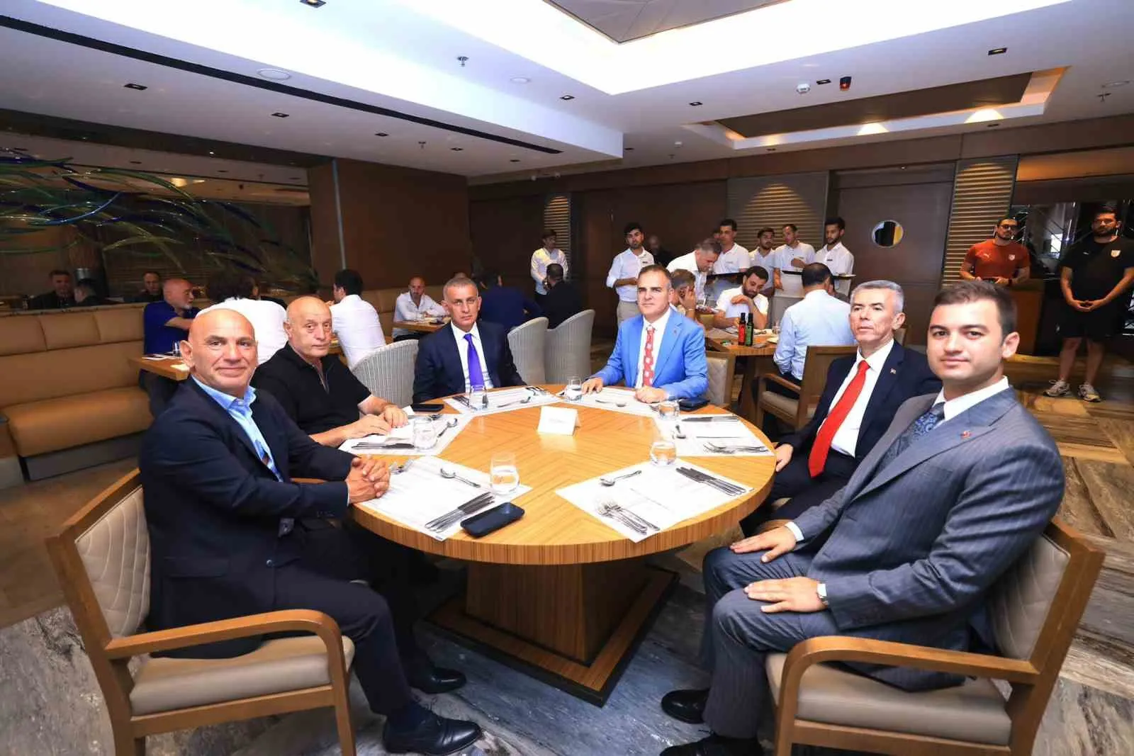 Bodrum'da futbolun geleceği için kritik buluşma: Hedef şiddetsiz tribünler