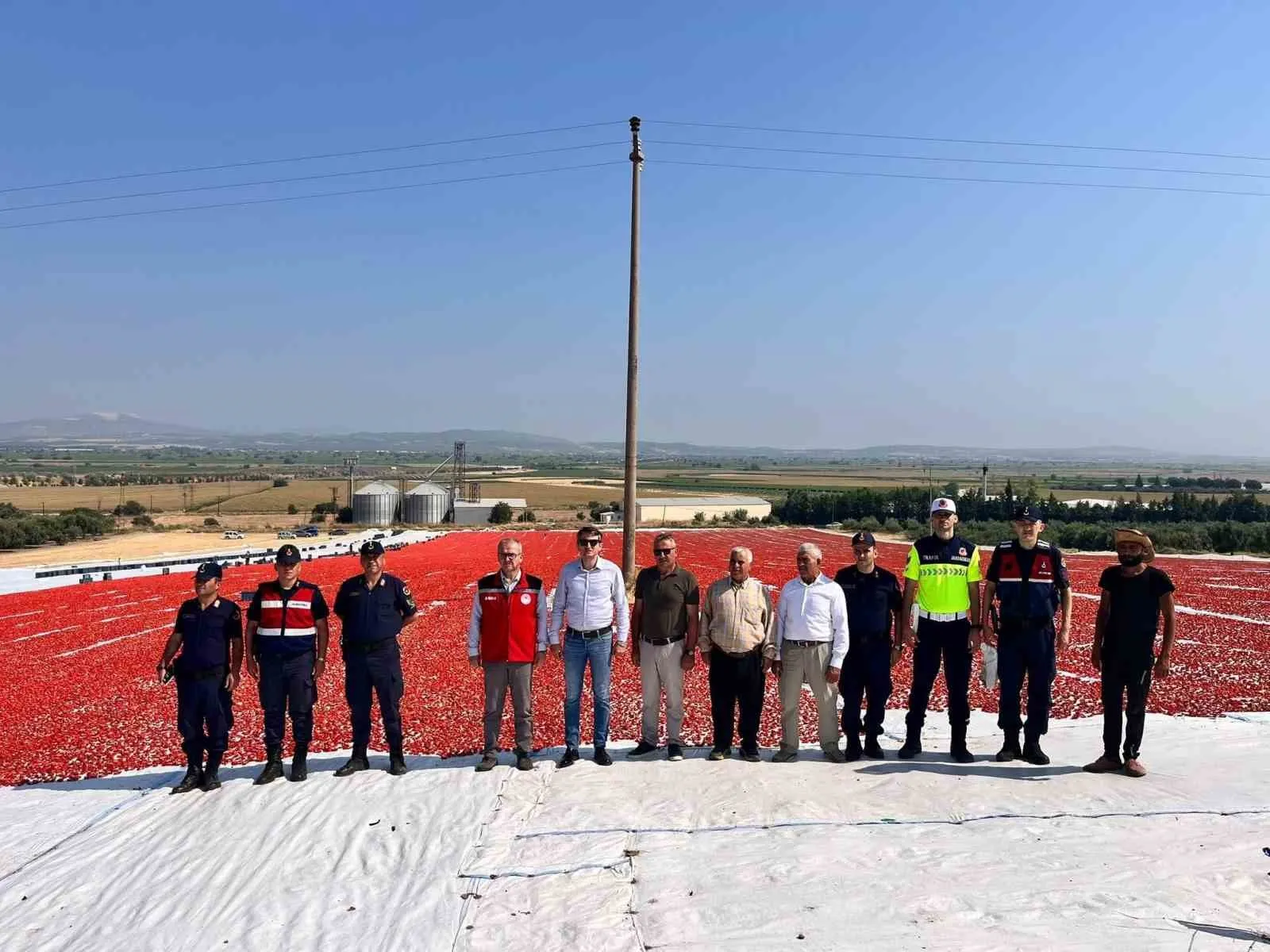 Saruhanlı’da güneşin bereketi sofralara taşınıyor: 1.500 tonluk ihracat başarısı