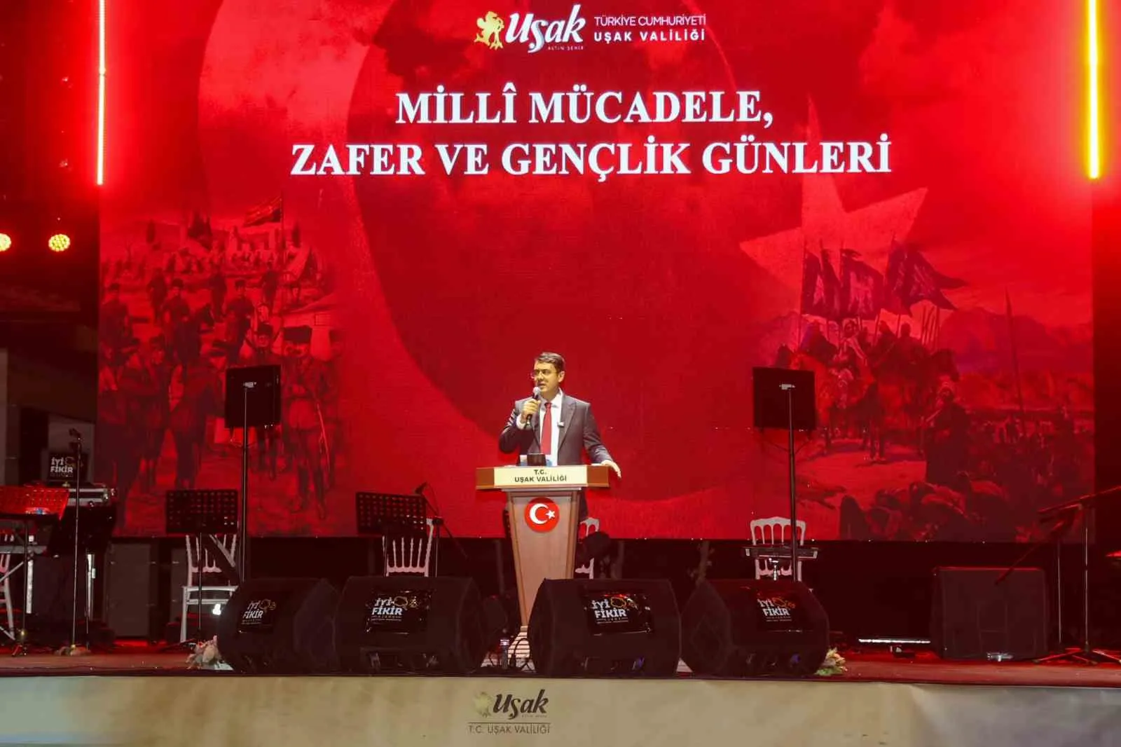 Uşak’ta Zafer Coşkusu Bir Hafta Boyunca Sürecek: Millet Bahçesi Tarih, Bilim ve Sanatla Dolup Taşıyor