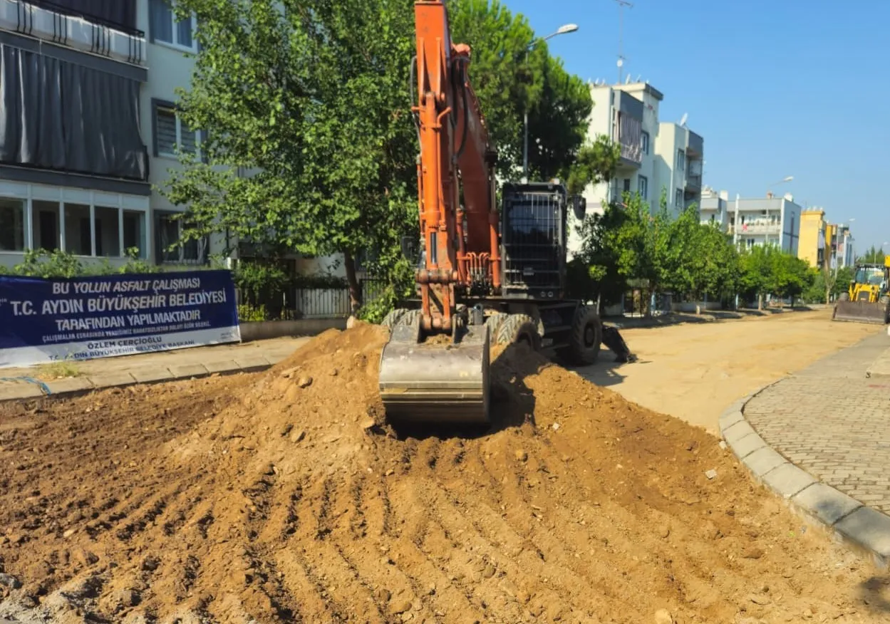 Aydın’ın dört bir yanında hummalı çalışma: 17 ilçede ulaşım ağı baştan aşağı yenileniyor