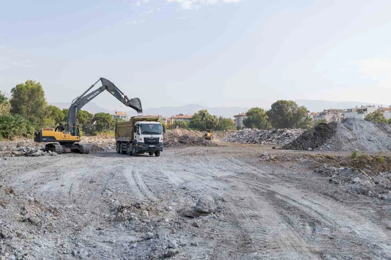 Karşıyaka’dan stadyum çıkışı: Bizim için tek gerçek hizmet, gerisi laf-ı güzaf