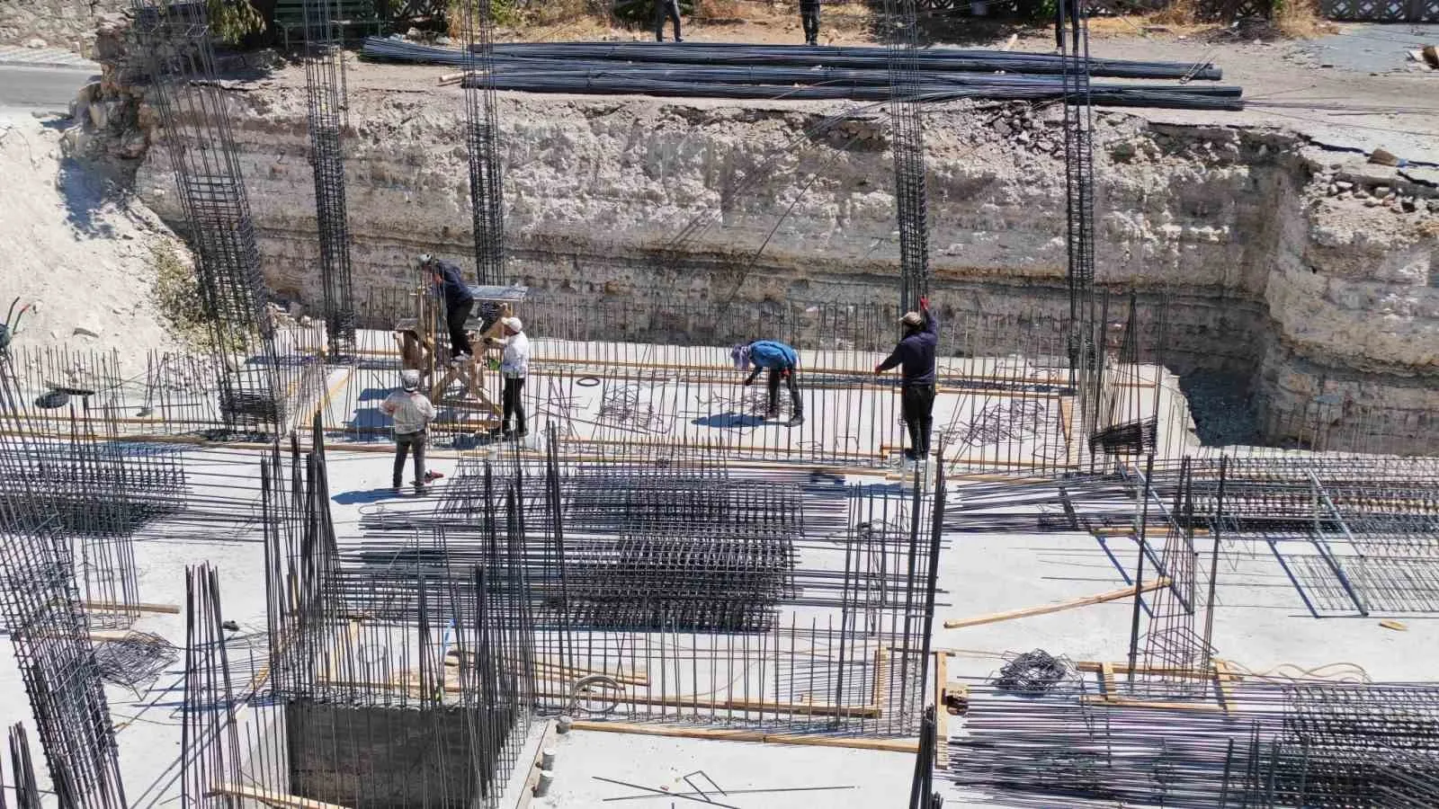 Demirci’de hafızlık eğitimine dev yatırım: Temeller atıldı