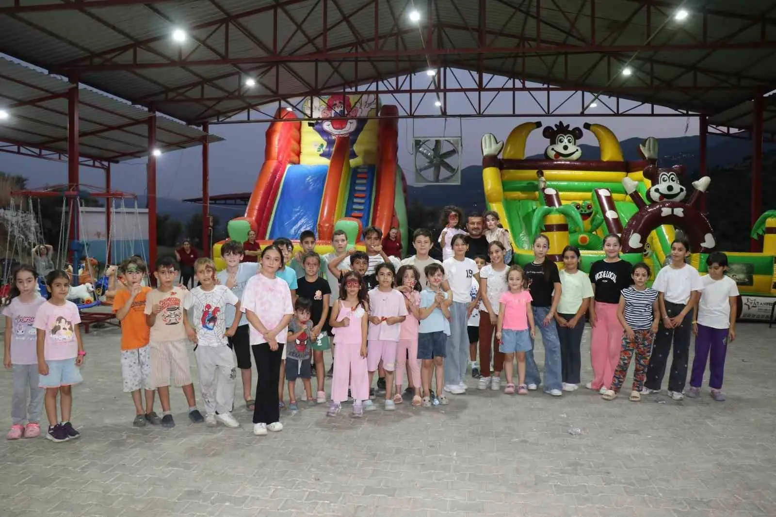 Bozdoğan’da oyun dolu günler: Mahallelerde mutluluk rüzgarları esiyor