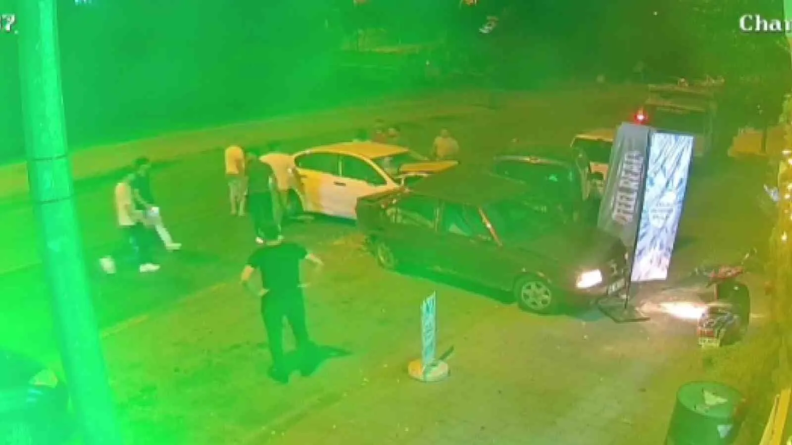 Denizli'de polisten kaçan sürücüye ceza yağdı: Trafiği birbirine kattı