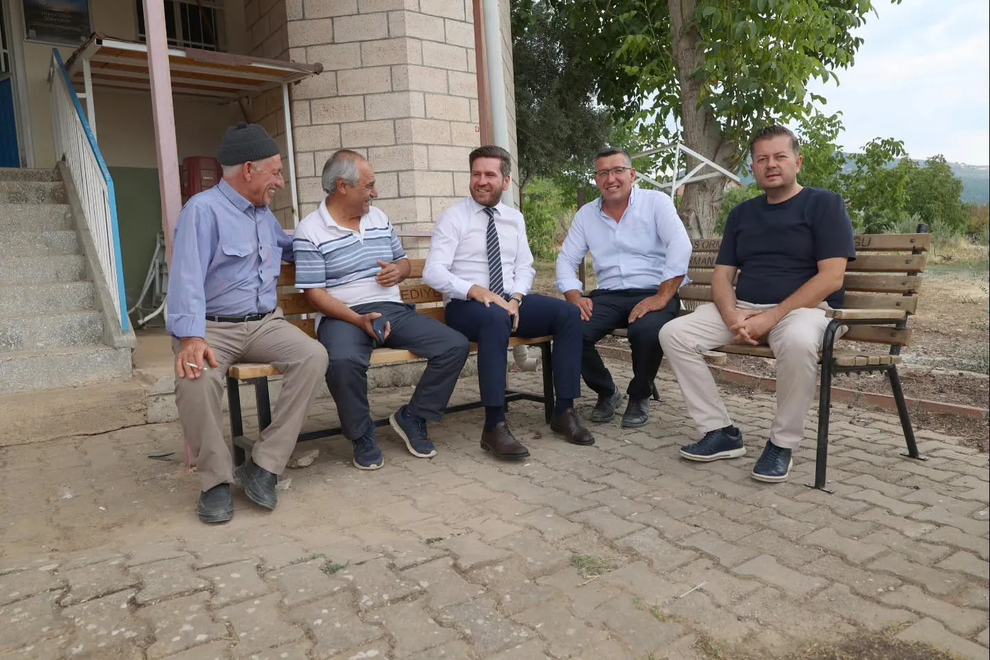 Tavas’ta saha mesaisi: Başkan Tatık’tan Baharlar çıkarması