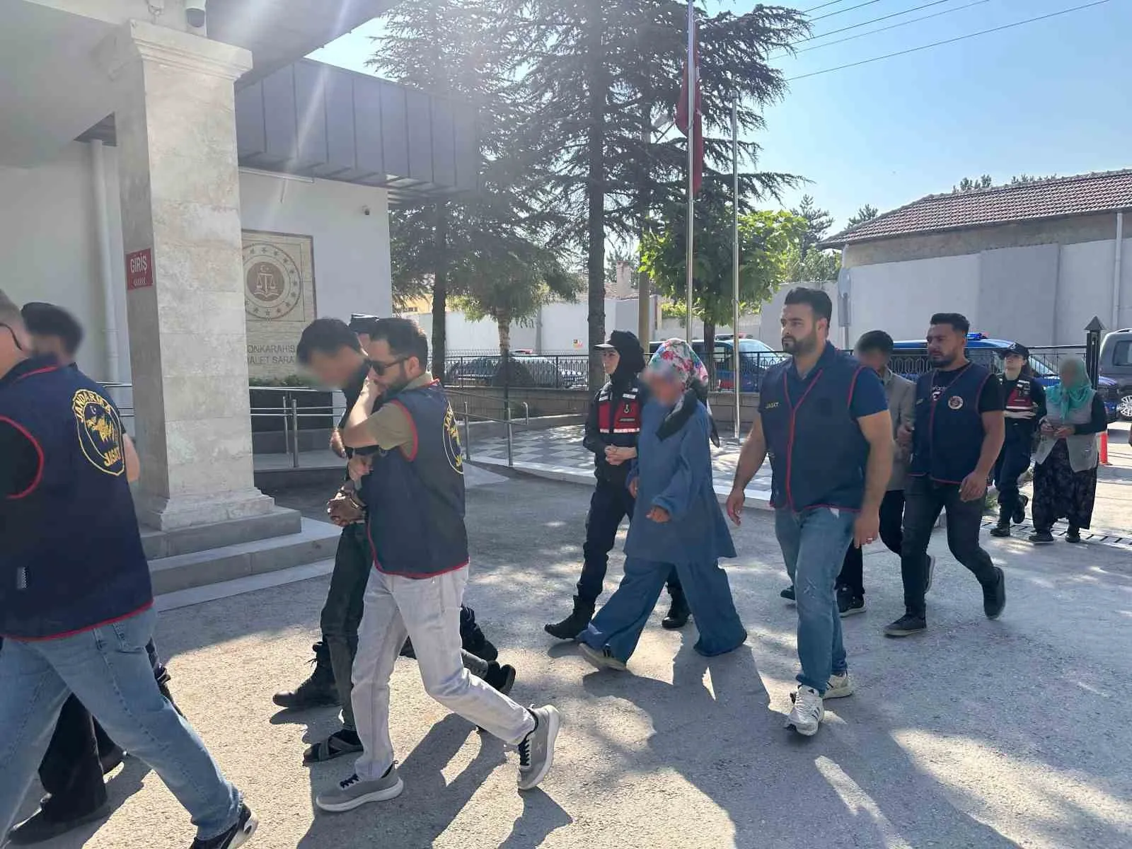 4 yaşındaki Yunus Emre’nin ölümü sırrını koruyor: Aile üyelerine cinayet gözaltısı