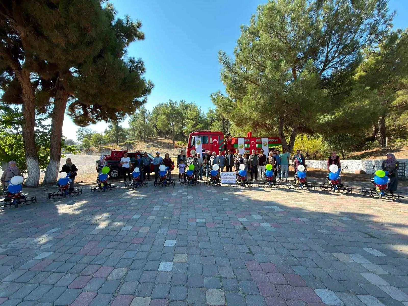 Gördes’te Kırsal Üretime Güç Katacak Hamle: Kadın Çiftçilere Sıfır Maliyetle Modern Ekipman