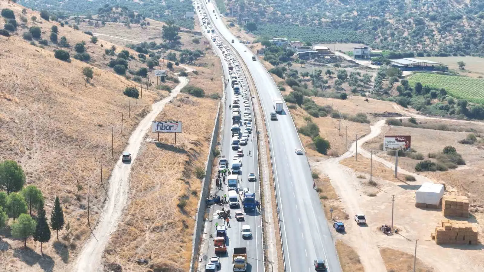 Aydın-Muğla yolunda acı bilanço: Peş peşe kazalar ulaşımı felç etti
